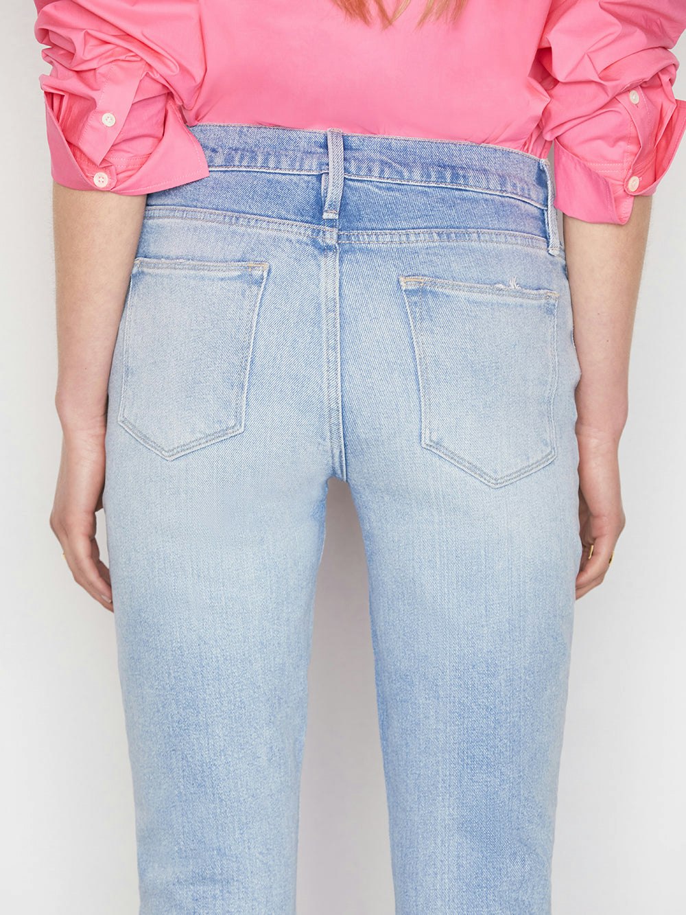 jeans detail back view alt:fit2